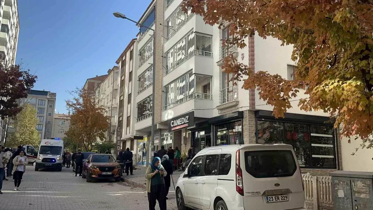 Elazığ’da 85 Yaşında Adam Düşerek Hayatını Kaybetti