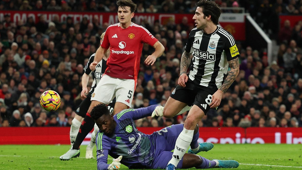 Manchester United evinde Newcastle United’a yenildi