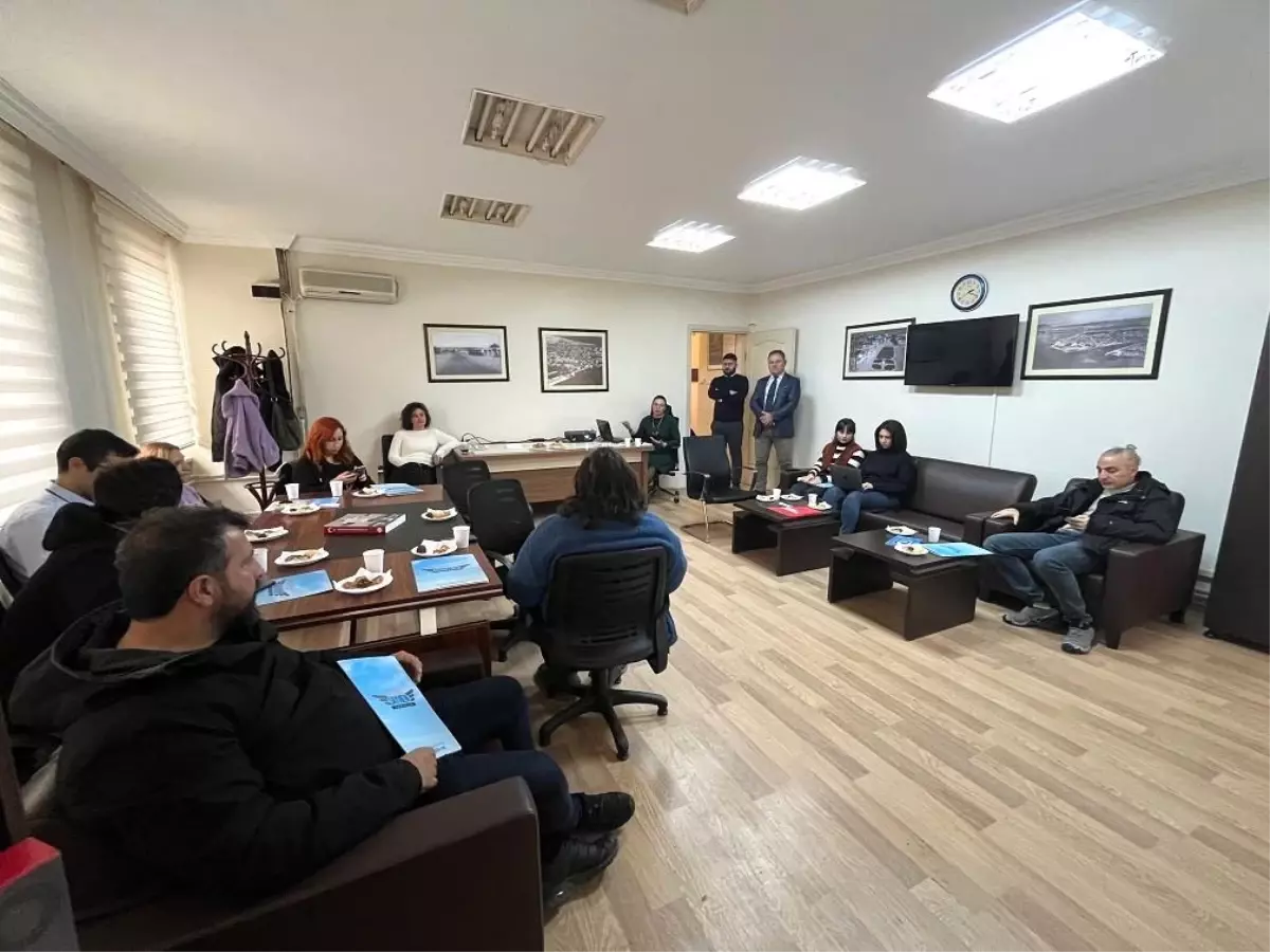 Medya Çalışanlarına Dezenformasyon Eğitimi