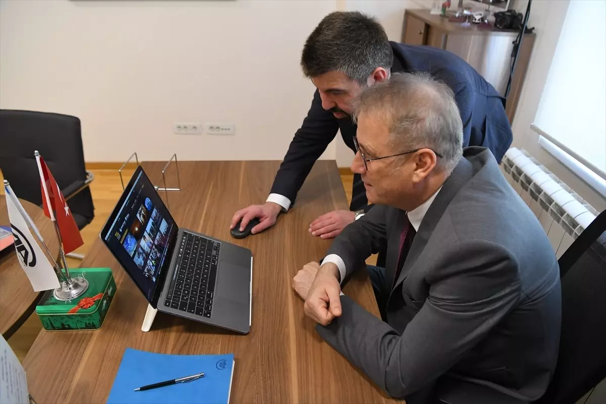 Büyükelçi Saygılı’dan Yılın Kareleri Oylaması