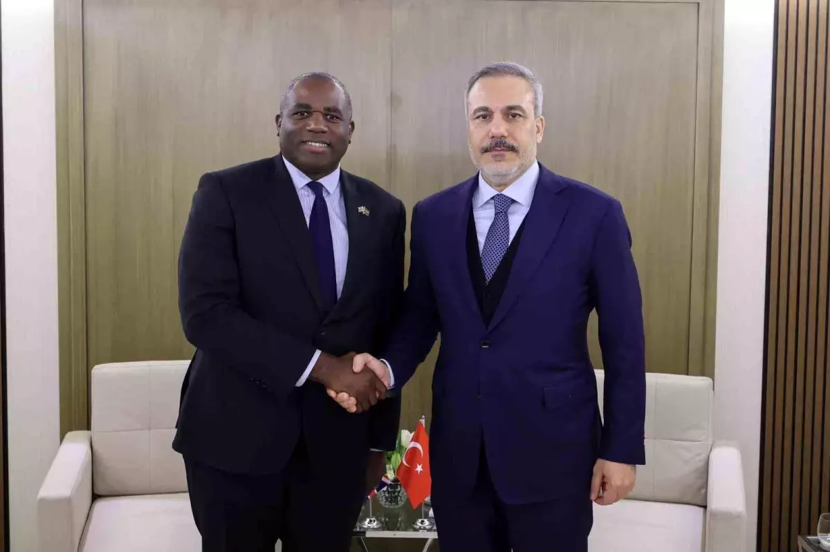 Fidan ve Lammy Riyad’da Bir Araya Geldi