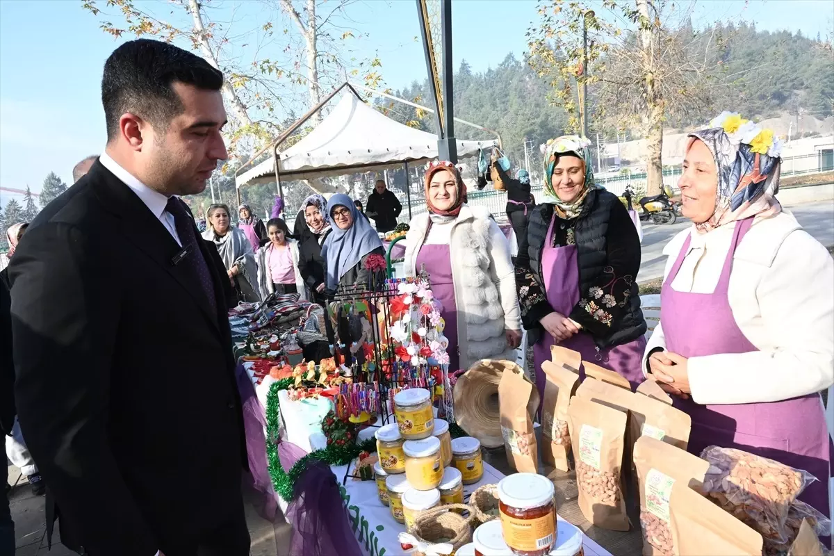 Kadirli’de Üretici Kadınlar Pazarı Açıldı