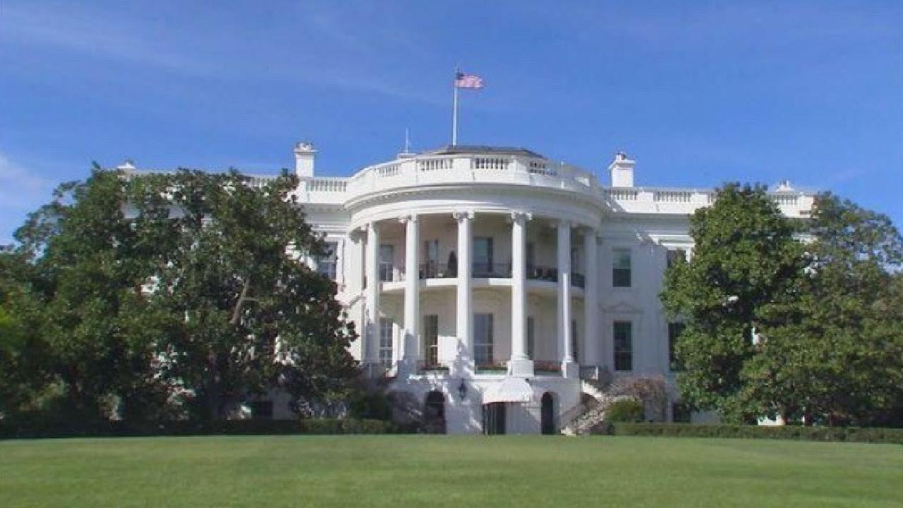 AP, “Amerika Körfezi” ifadesini kullanmayan bir muhabirinin Oval Ofis’e girişinin engellendiğini bildirdi