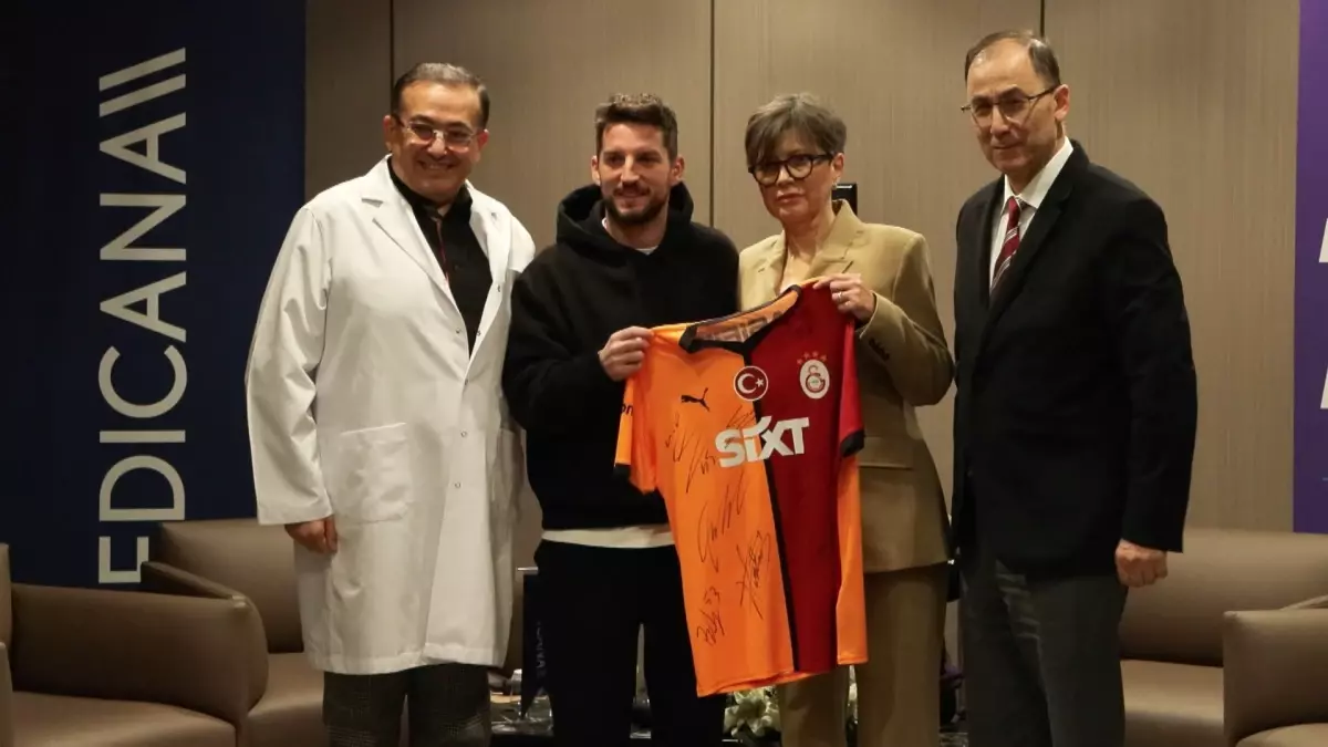 Galatasaraylı futbolculardan Kanser Günü’nde farkındalık mesajı