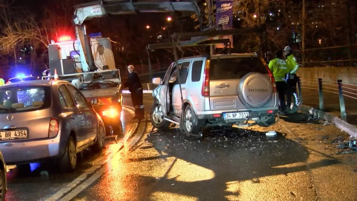 Sarıyer’de Trafik Kazası: İki Sürücü Yaralandı