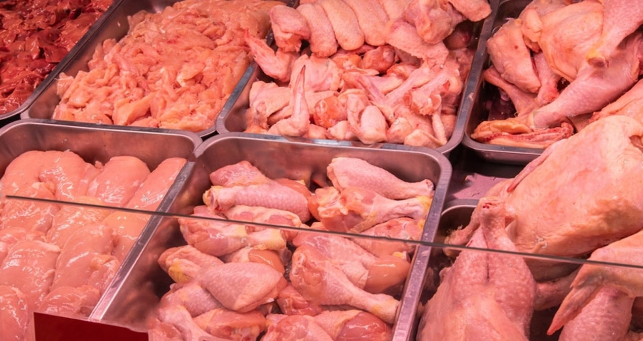 Marketten tavuk alırken dikkat! Beyaz çizgi varsa…